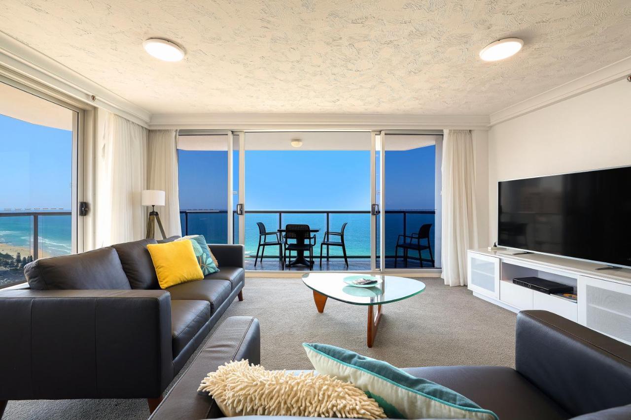 Peninsula Apartments Managed By Gchs Gold Coast Exterior photo